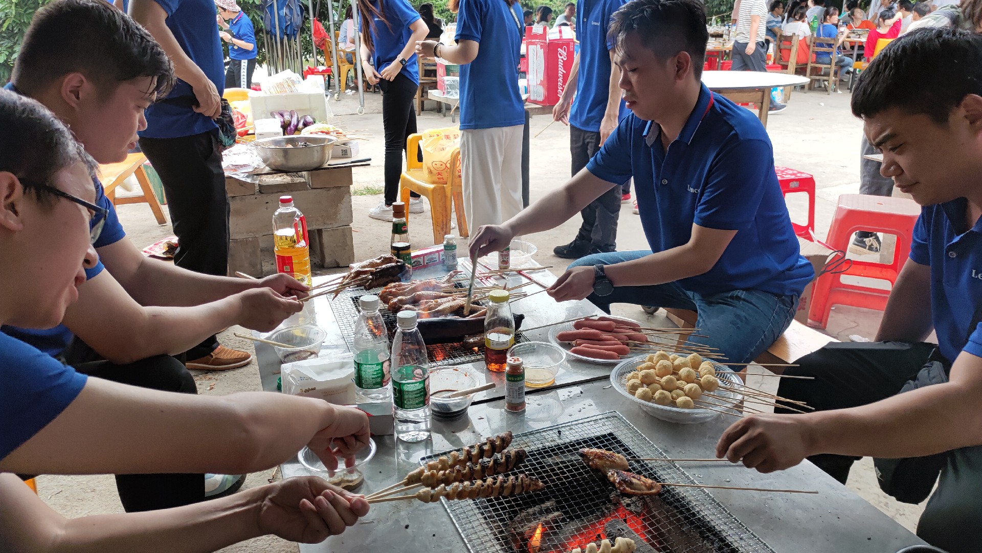 松湖騎行，穿樹飛花；農(nóng)家休閑，擁抱自然